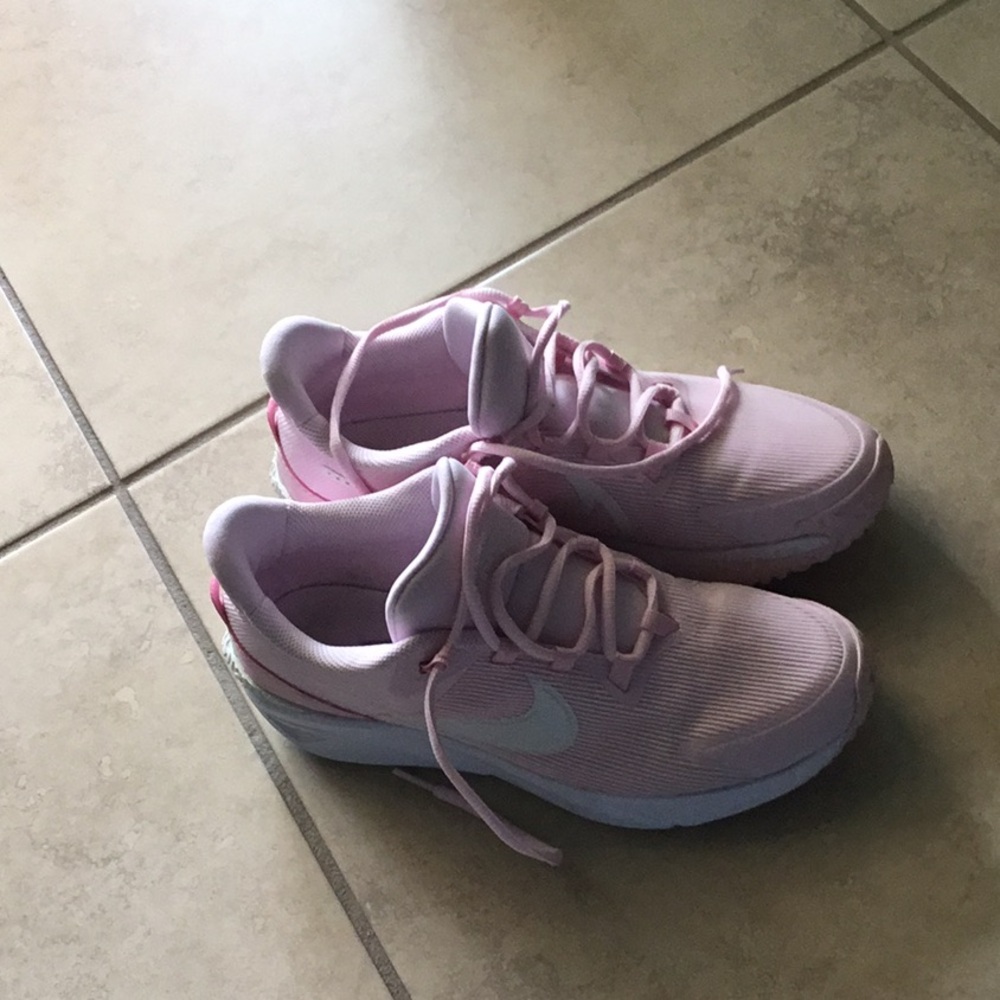 Excellent condition pink Nike- youth